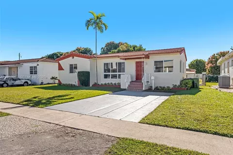 Exterior - 40 W 58th St, Hialeah, FL 33012 photo 1 of 2