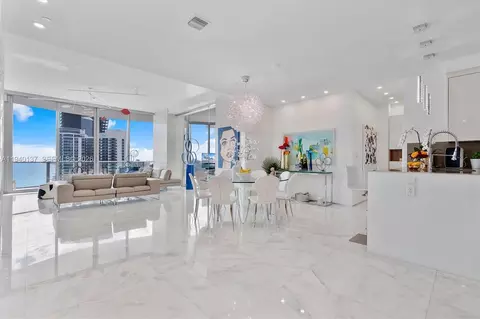 17475 Collins Ave #2502, Sunny Isles Beach, FL 33160