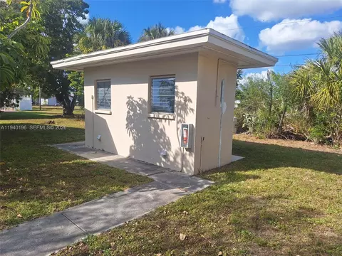 Other - 245 E Pkwy, Other, FL 33904 photo 13 of 13