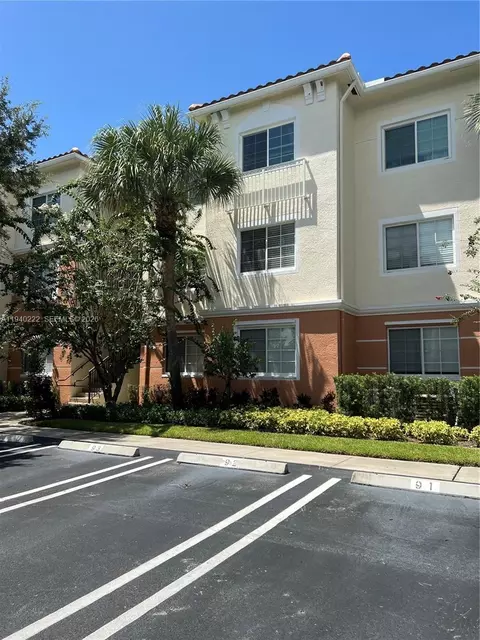 9857 Baywinds Dr #9111, West Palm Beach, FL 33411