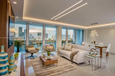 900 Bay Dr #822, Miami Beach, FL 33141