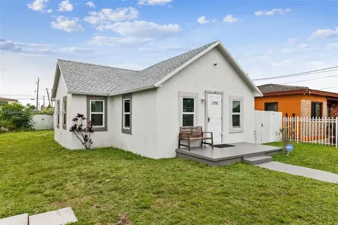 1296 NW 72nd St, Miami, FL 33147