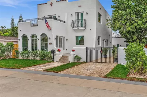 1636 SW 9th St, Miami, FL 33135