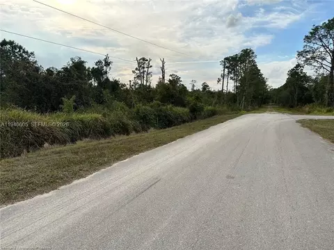 2301 S Avon Estates Blvd, Avon Park, FL 33825