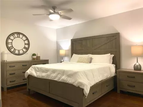 Bedroom - 6417 Windmill Gate Rd, Miami Lakes, FL 33014 photo 1 of 2