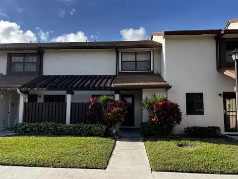 4389 N Carambola Cir N, Coconut Creek, FL 33066