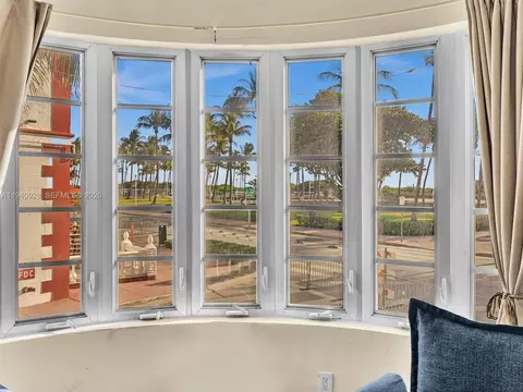 530 Ocean Dr #104A, Miami Beach, FL 33139