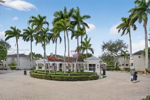 7110 SW 54th St, Miami, FL 33155