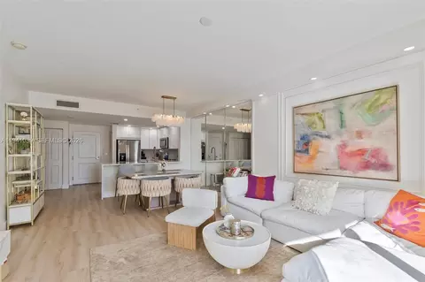 1250 S Miami Ave #2212, Miami, FL 33130