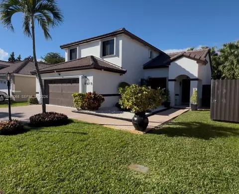 8618 SW 161st Pl, Miami, FL 33193