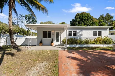 201 NE 169th St, North Miami Beach, FL 33162