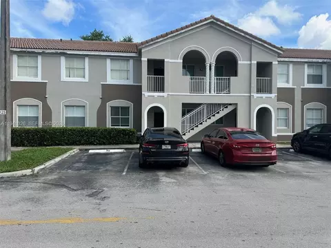 1663 SE 27th Dr #102, Homestead, FL 33035