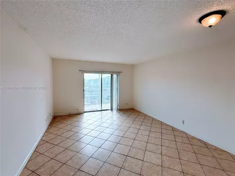 4364 NW 9th Ave #16-3F, Pompano Beach, FL 33064