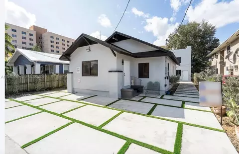 418 NW 9th Ave, Miami, FL 33128