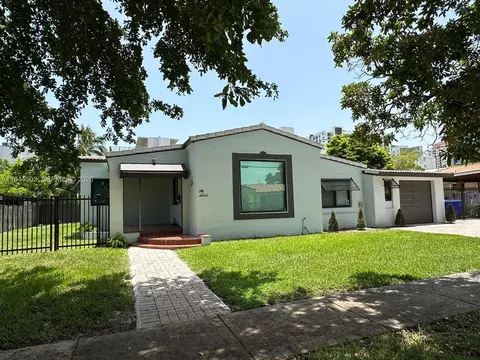 3050 SW 21st St, Miami, FL 33145