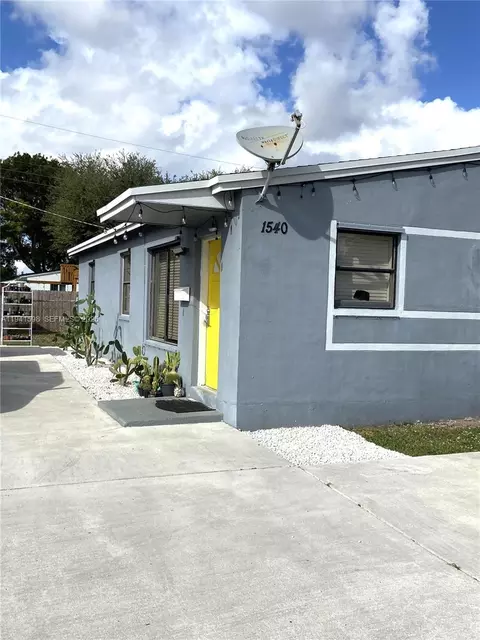 Undisclosed, Hollywood, FL 33024