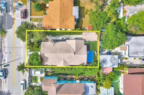 37 NW 47th St, Miami, FL 33127