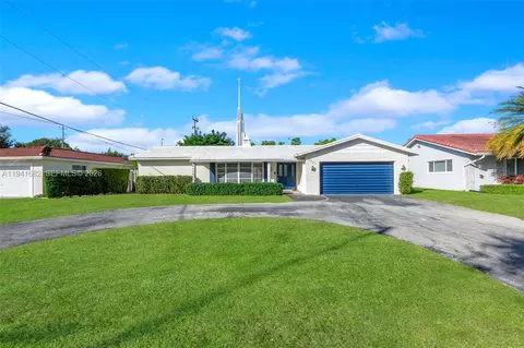 5561 NE 26th Ave, Fort Lauderdale, FL 33308