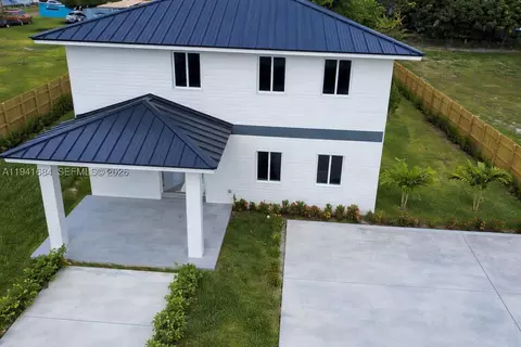 722 NW 6 Ct, Florida City, FL 33034