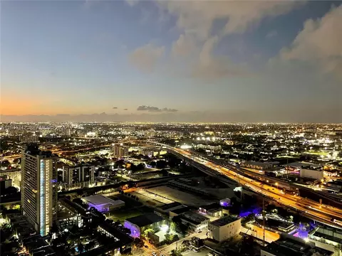 851 NE 1st Ave #3606, Miami, FL 33132