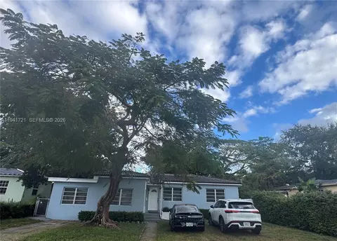 545 NE 111th St, Miami, FL 33161