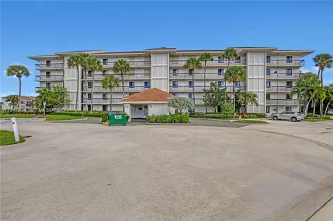 Other - 701 S Seas Dr #206, Jupiter, FL 33477 photo 1 of 4