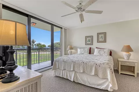 Bedroom - 701 S Seas Dr #206, Jupiter, FL 33477 photo 2 of 5
