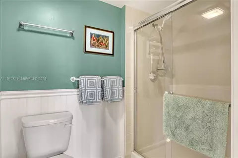 Bath - 701 S Seas Dr #206, Jupiter, FL 33477 photo 2 of 3