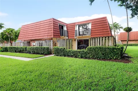 9977 NW 6th Ct #9977, Plantation, FL 33324