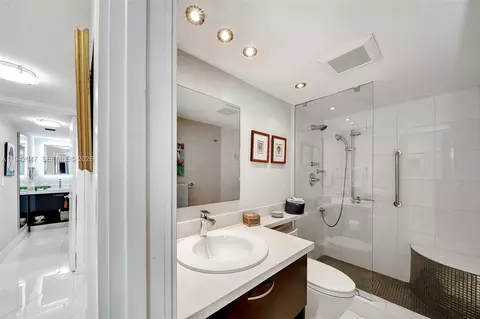 Bath - 9273 Collins Ave #404, Surfside, FL 33154 photo 3 of 3