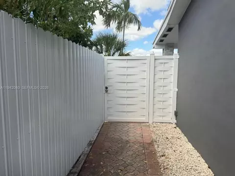 Exterior - 412 W 15th St, Hialeah, FL 33010 photo 6 of 11