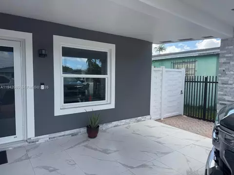 Exterior - 412 W 15th St, Hialeah, FL 33010 photo 2 of 11