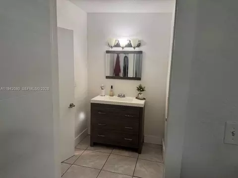 Other - 412 W 15th St, Hialeah, FL 33010 photo 4 of 11