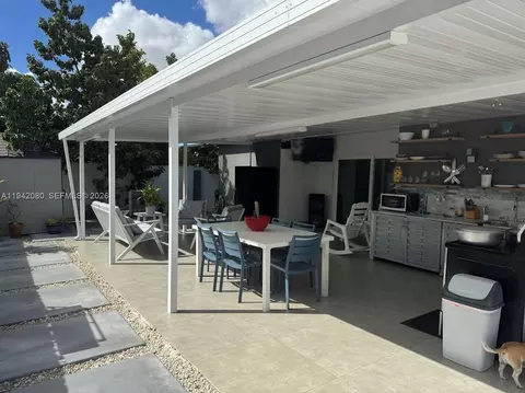 Other - 412 W 15th St, Hialeah, FL 33010 photo 9 of 11