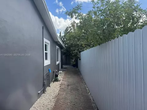 Exterior - 412 W 15th St, Hialeah, FL 33010 photo 8 of 11