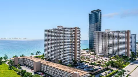 1950 S Ocean Dr #9L, Hallandale Beach, FL 33009