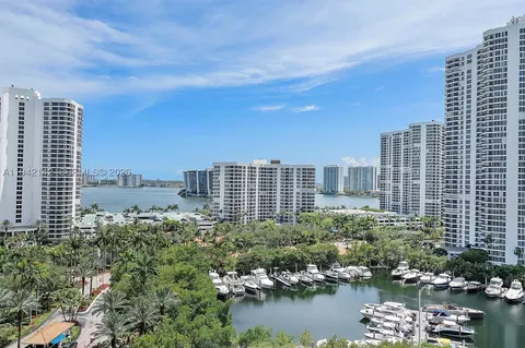 19400 Turnberry Way #1131, Aventura, FL 33180