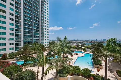 253 NE 2nd St #1107, Miami, FL 33132