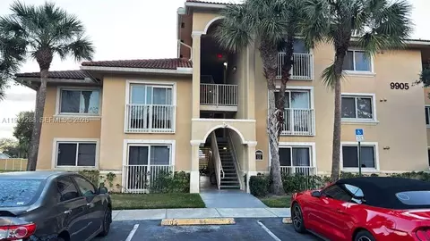 9905 Westwood Dr #34-3, Tamarac, FL 33321