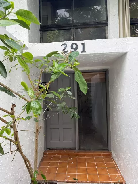 19216 NE 25th Ave #291C, Miami, FL 33180