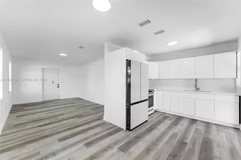 Living - 358 Pine Ct, Miami Springs, FL 33166 photo 3 of 3