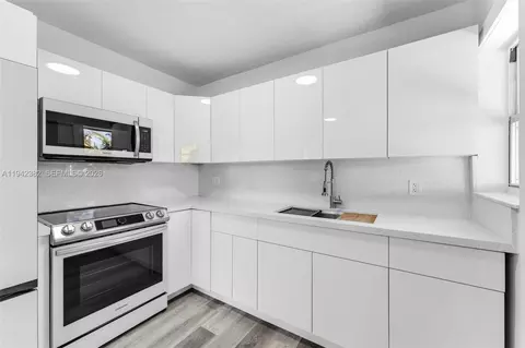 Kitchen - 358 Pine Ct, Miami Springs, FL 33166 photo 2 of 3