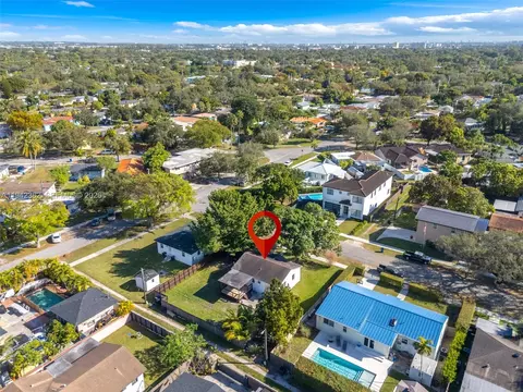 View/Area - 358 Pine Ct, Miami Springs, FL 33166 photo 1 of 3