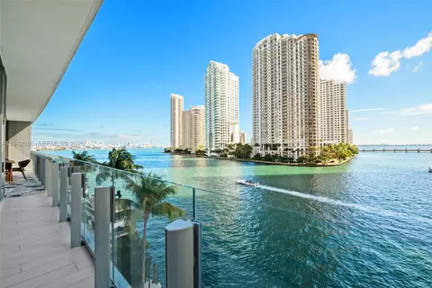 300 Biscayne Blvd Way #403C, Miami, FL 33131