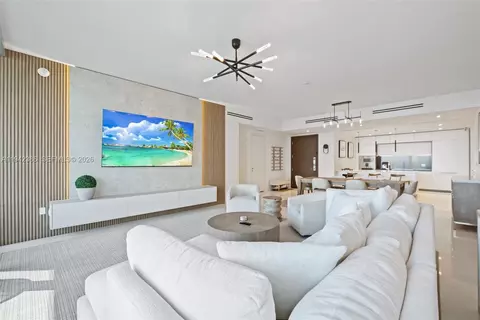 300 Biscayne Blvd Way #403C, Miami, FL 33131