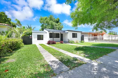 2261 SW 26th St, Miami, FL 33133