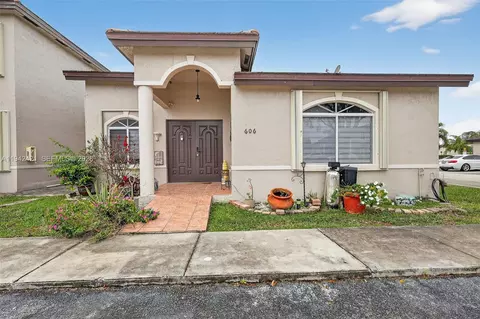 18752 NW 84th Pl #606-6, Hialeah, FL 33015