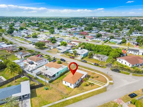 View/Area - 14401 Pierce St, Miami, FL 33176 photo 2 of 3