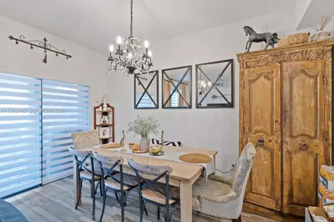 Dining - 3304 W 92nd Pl, Hialeah, FL 33018 photo 1 of 1