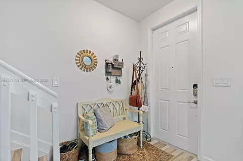 Entry Way - 3304 W 92nd Pl, Hialeah, FL 33018 photo 2 of 3